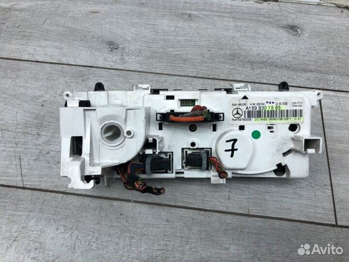 Блок управления климат-контролем Mercedes-Benz