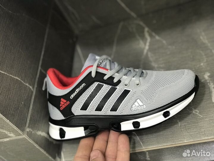 Кроссовки Adidas 37 р