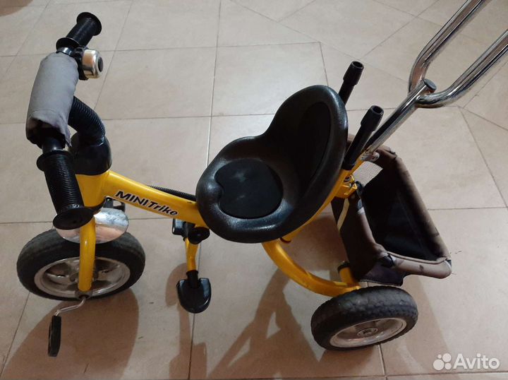 Детский велосипед трехколесный с ручкой