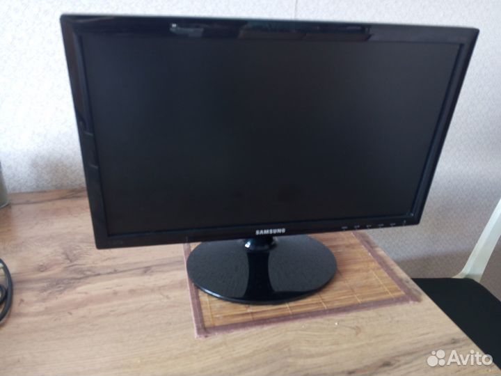 Монитор для компьютера