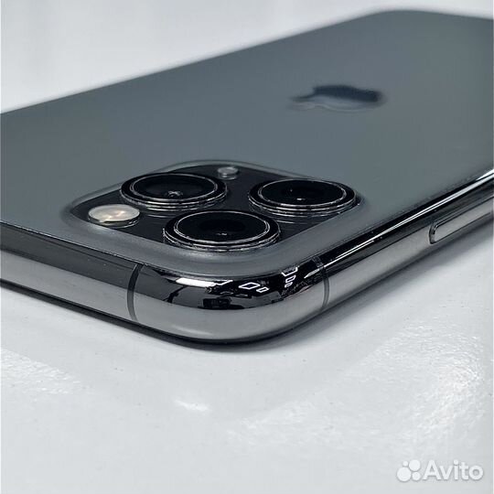 iPhone 11 Pro, 64 ГБ