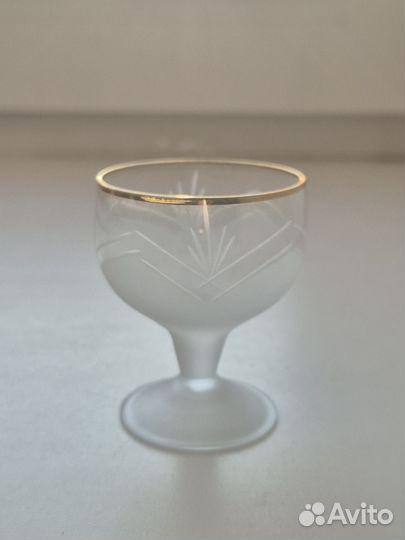 Рюмки, стопки, бокалы для крепкого спиртного