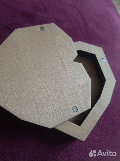 Свадебная шкатулка для колец (состояние новой)