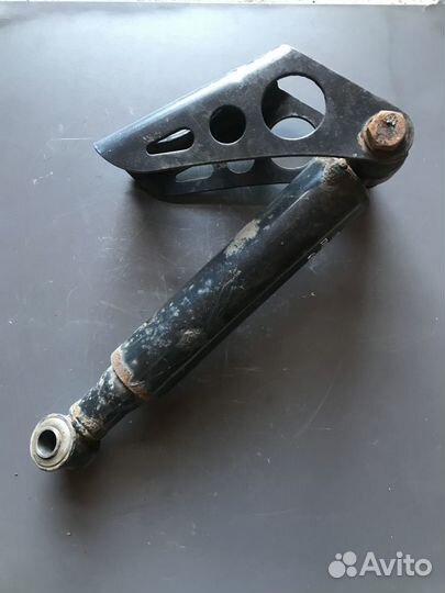 Амортизатор передний Ман MAN 81437026076