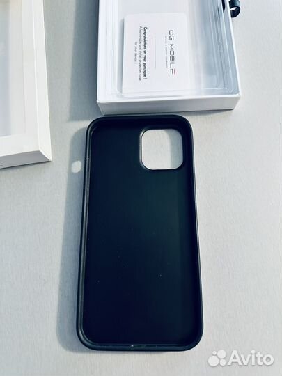 Чехол на iPhone 12 pro max Guess оригинал