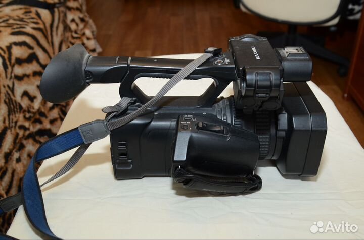 Видеокамера sony nx100