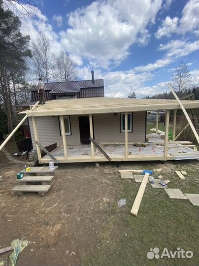 Бригада строителей