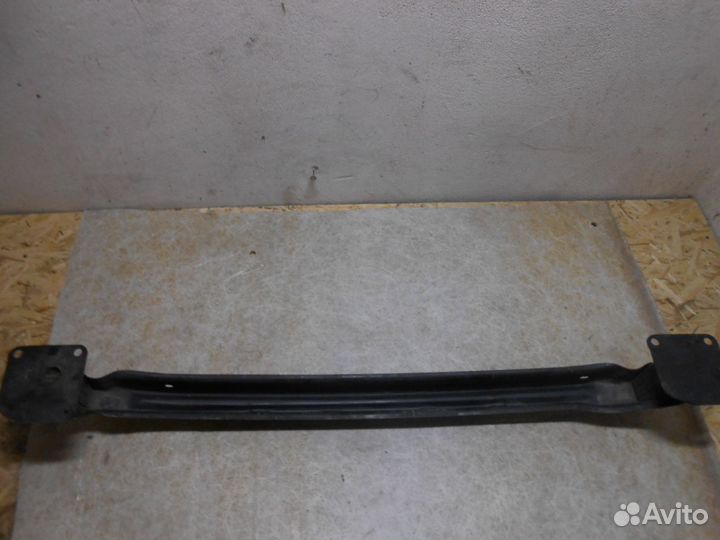 Усилитель заднего бампера Renault Megane 2 Меган 2