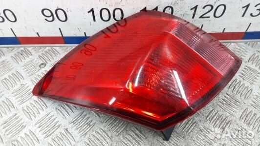 Фонарь задний правый nissan qashqai J10 (ZML10MY01