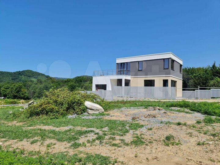 Коттедж 190 м² на участке 5 сот.