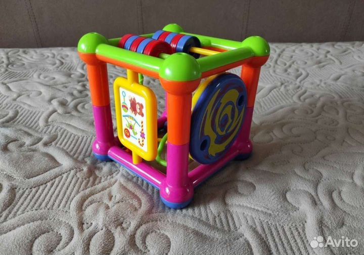 Развивающая игрушка