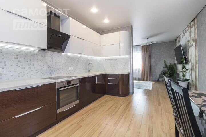 Дом 157,7 м² на участке 8,5 сот.