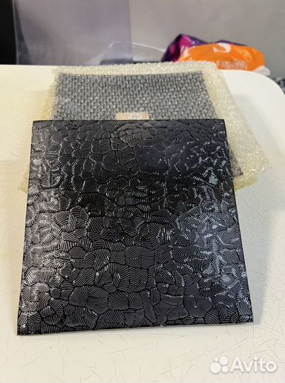 Тарелки новые разные