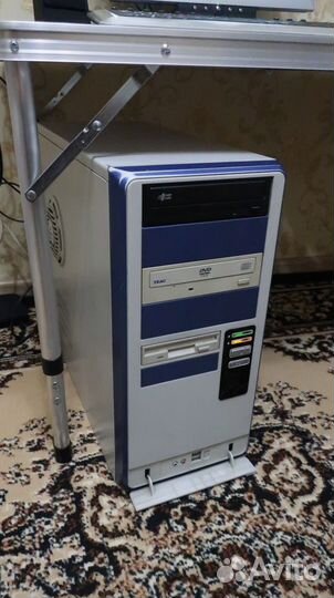 Компьютер с монитором в сборе Win7, Pentium 4