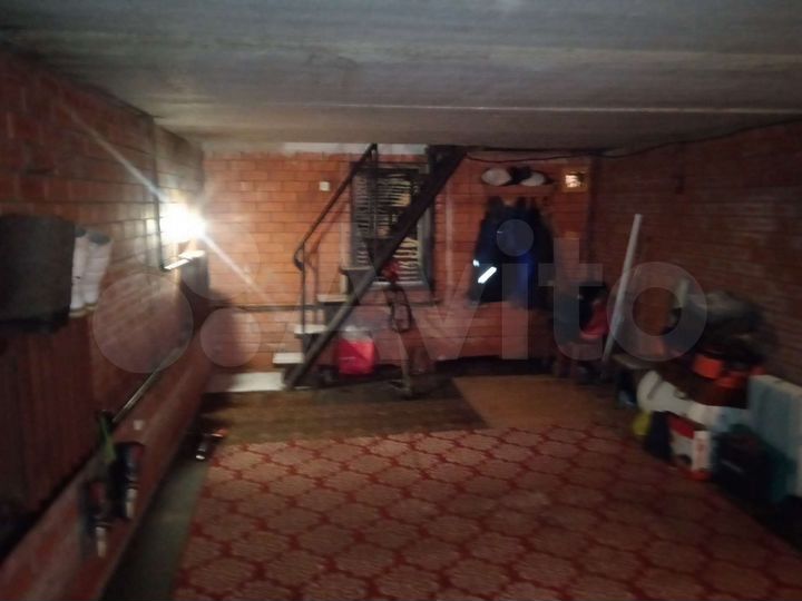 Коттедж 380 м² на участке 20 сот.