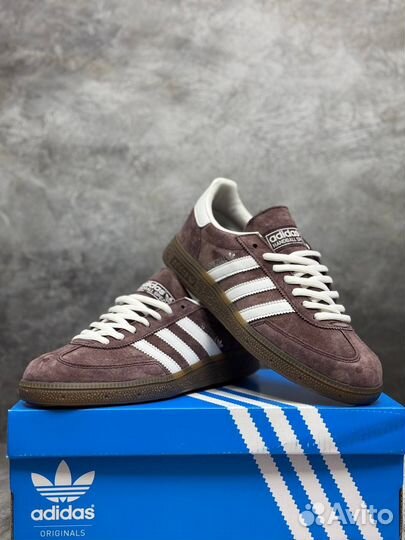 Кроссовки adidas spezial