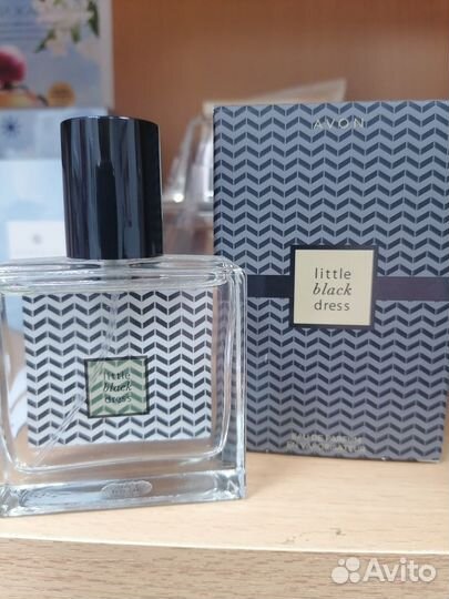 Маленькое черное платье