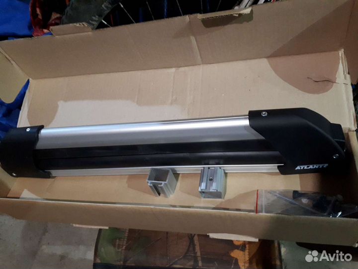 Креплнние на богажник авто для лыж и сноуборда