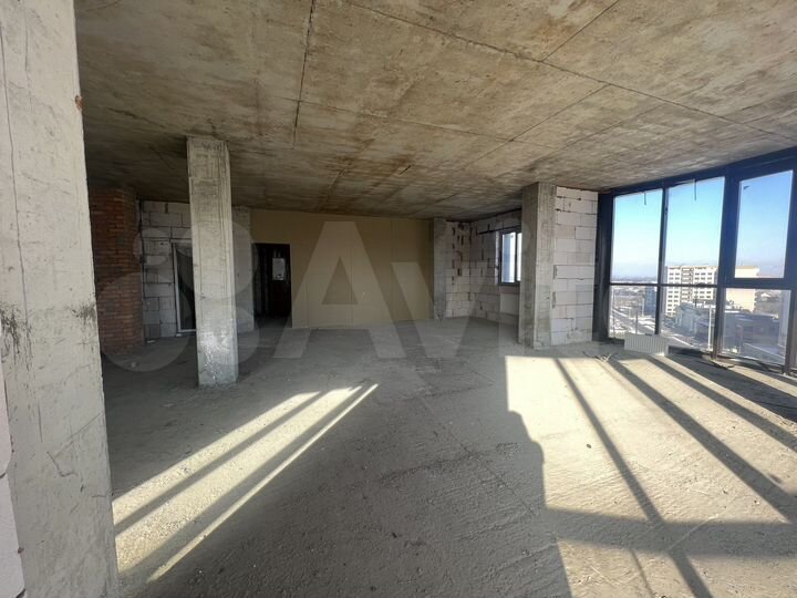 3-к. квартира, 117 м², 5/8 эт.