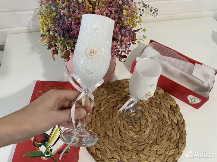 Свадебные бокалы новые