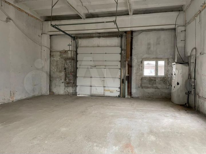 Склад, 636.1 м²