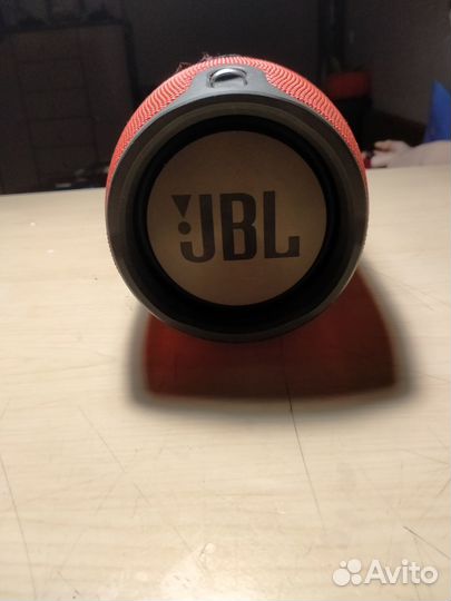 Колонка JBL Xtreme
