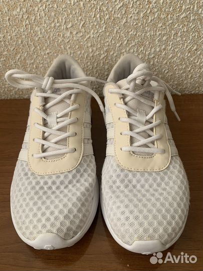 Кроссовки Adidas оригинал р.37,5-38