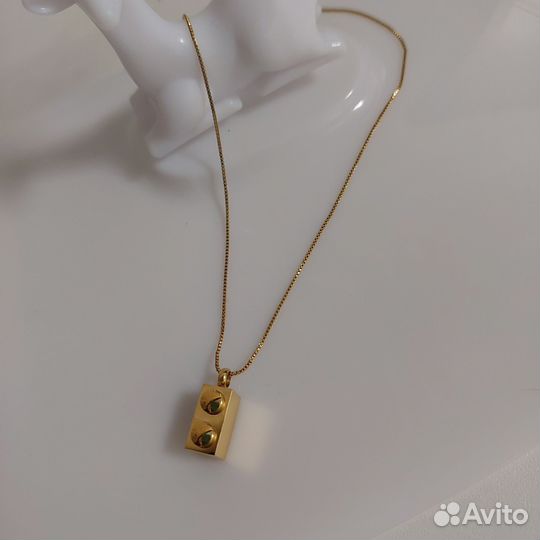 Колье ожерелье