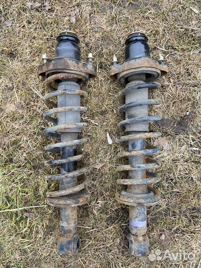 Запчасти на mitsubishi lancer 9