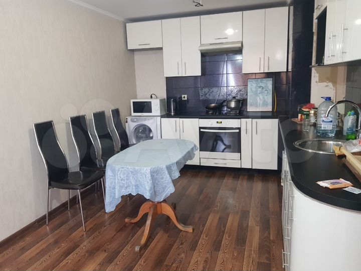 Коттедж 176 м² на участке 12,5 сот.