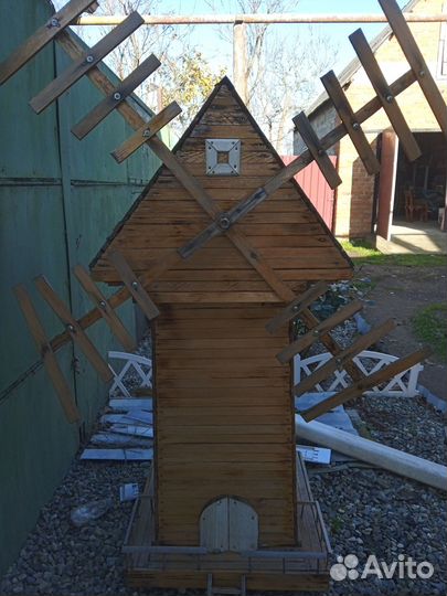 Декоративная мельница для сада