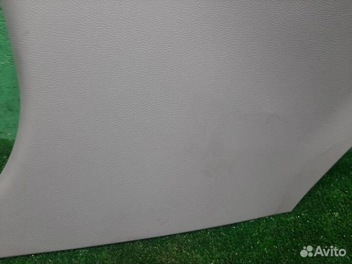 Обшивка левой стойки Mercedes Benz E-class W212 2