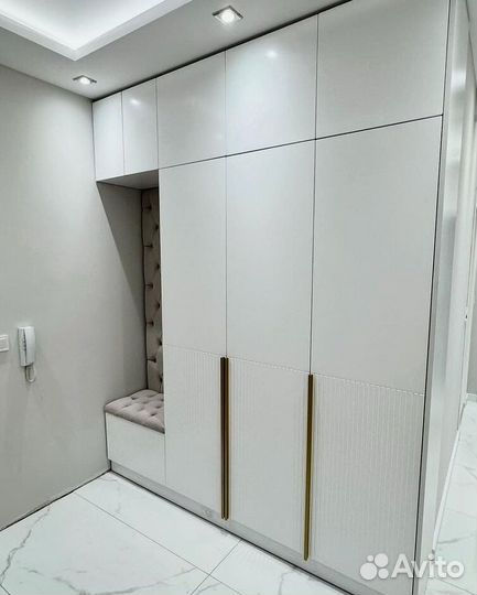 Шкаф в прихожую