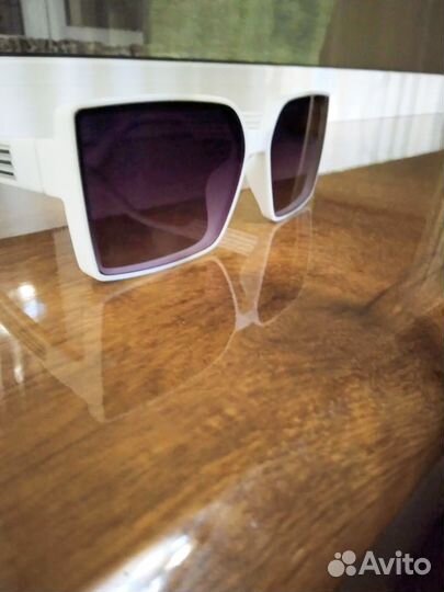 Солнцезащитные очки