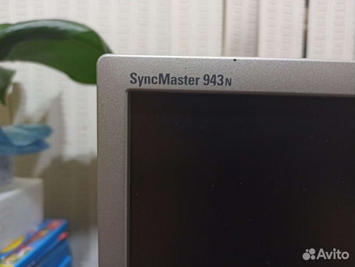 Монитор Samsung 19