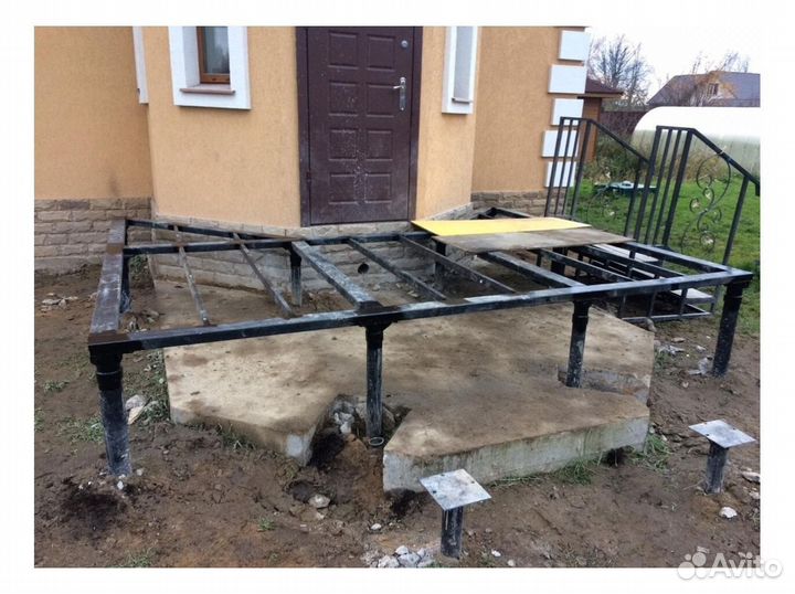 Винтовые сваи для забора