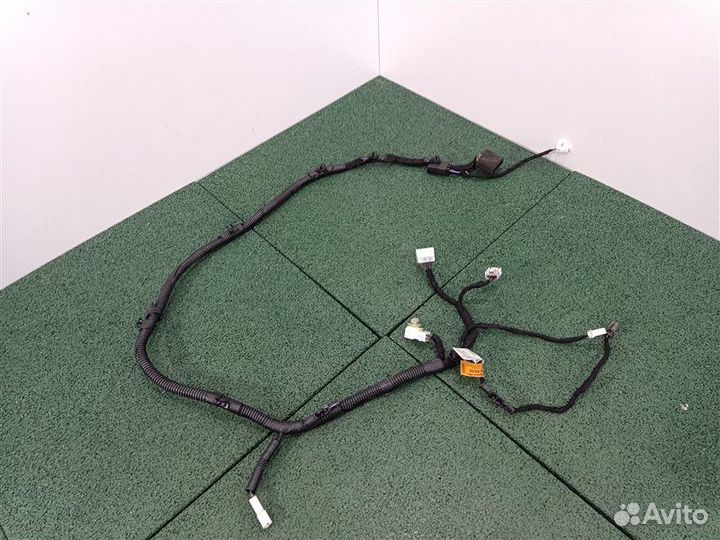 Проводка (коса) двери багажника Chevrolet Captiva