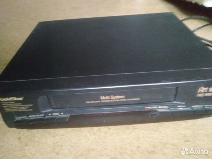 Видеомагнитофон