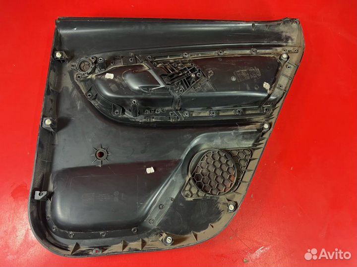 Обшивка двери задней левой Skoda Fabia 2 1.4 CGG