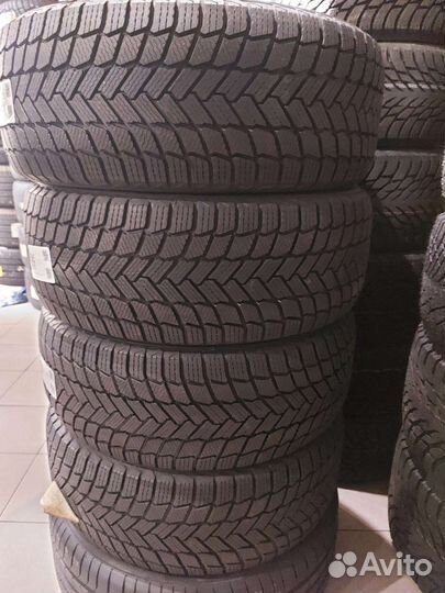 Michelin X-Ice Snow SUV 285/40 R22 110H