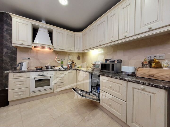 4-к. квартира, 104 м², 3/24 эт.