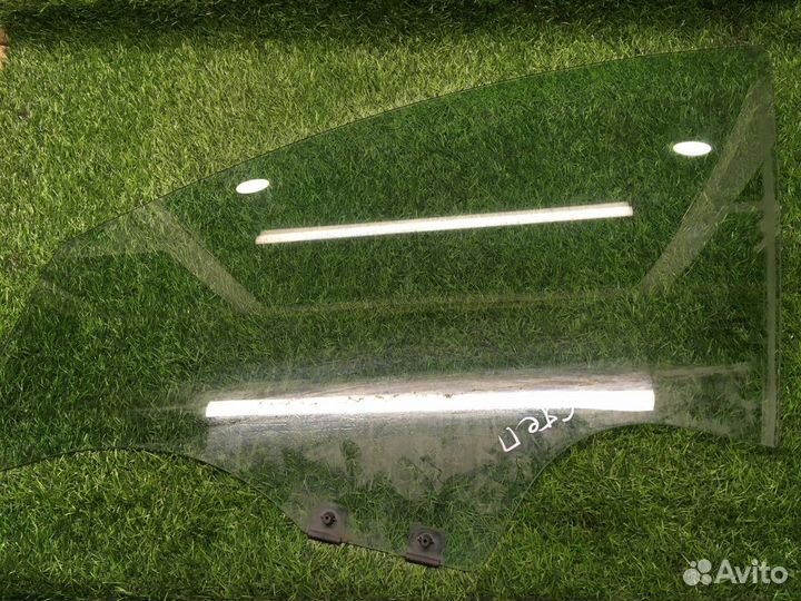 Стекло двери передней левой Renault Sandero