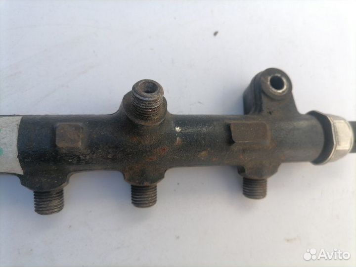 Топливная рейка с датчиком Ssangyong Kyron D20DT