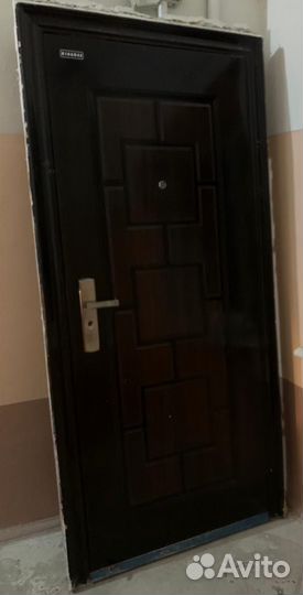 Дверь входная металлическая