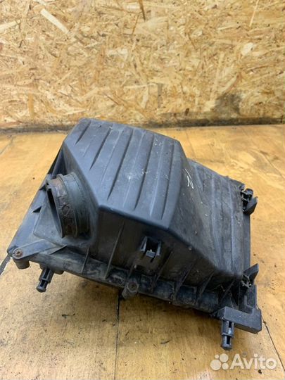 Корпус воздушного фильтра Opel Corsa C Z12XEP 2005