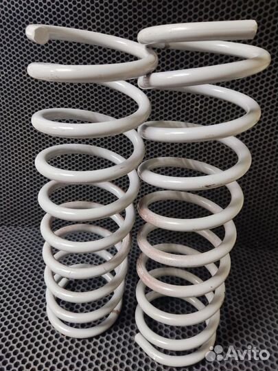 Пружины задние Ваз 2123 Нива Шевроле Новые