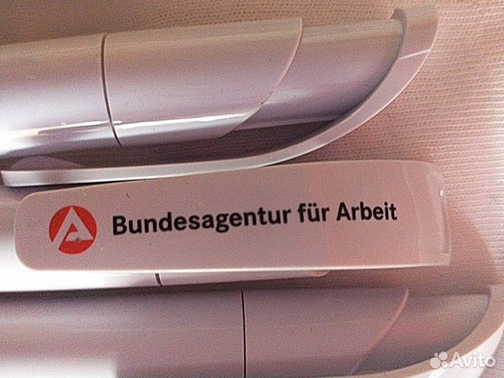 Шариковые механические ручки