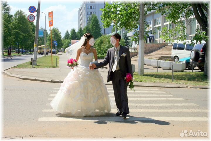 Свадебное платье р.42-46 цвет 