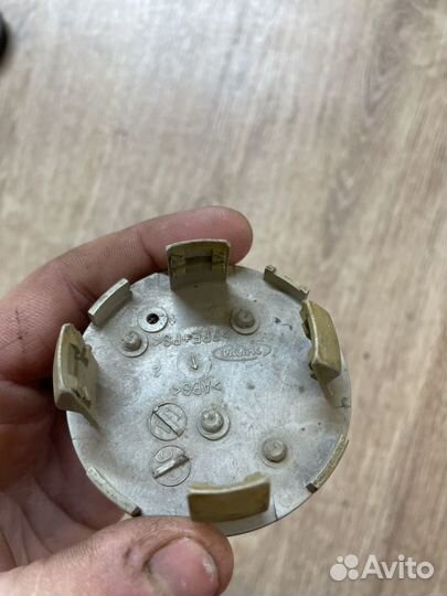 Колпак литого диска Lexus