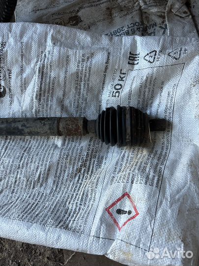Привод Шрус volkswagen б6 передний правый
